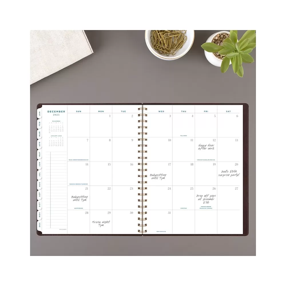 AT-A-GLANCE 2025 Planners<2025 Signature Collection 8.5" x 11" Weekly & Monthly Planner, Faux Leather Cover, Brown (YP905-09-25)