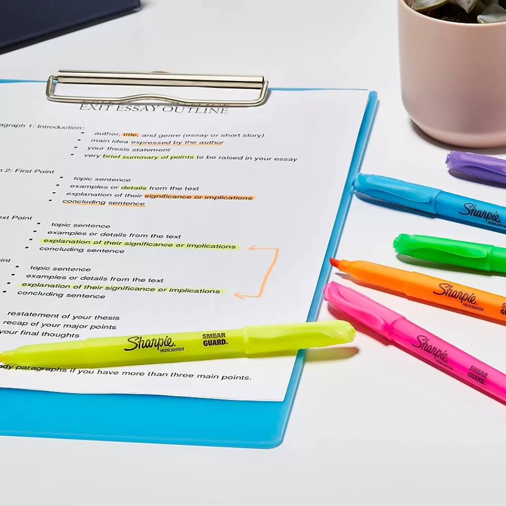 Sharpie Highlighters<Stick Highlighter, Chisel Tip, Assorted, Dozen (27145)