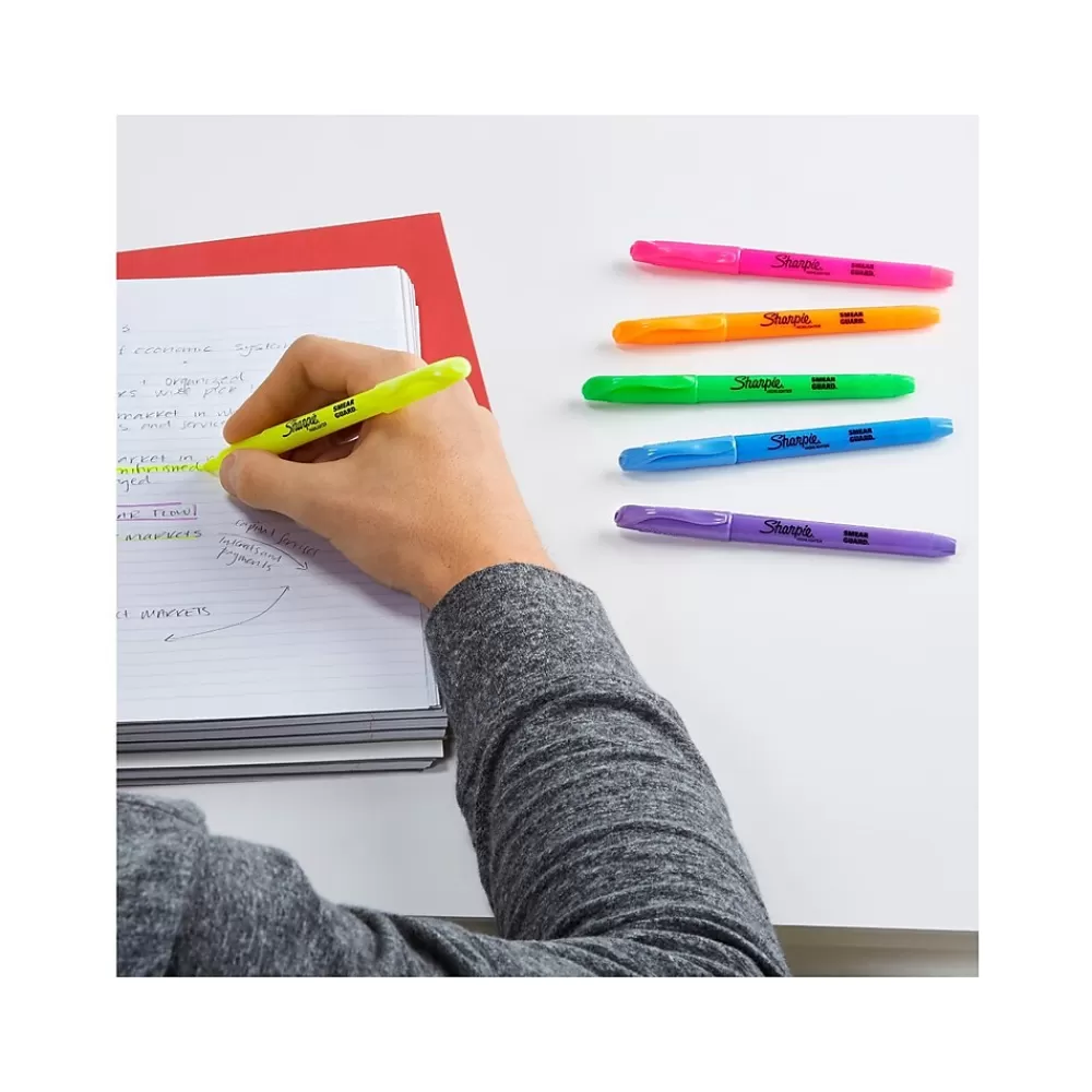 Sharpie Highlighters<Stick Highlighters, Chisel Tip, Assorted Colors, 4/Pack (2102110)